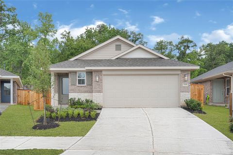 Photo of 4410 W Bayou Maison Circle, Dickinson, TX 77539 (MLS # 54096485)