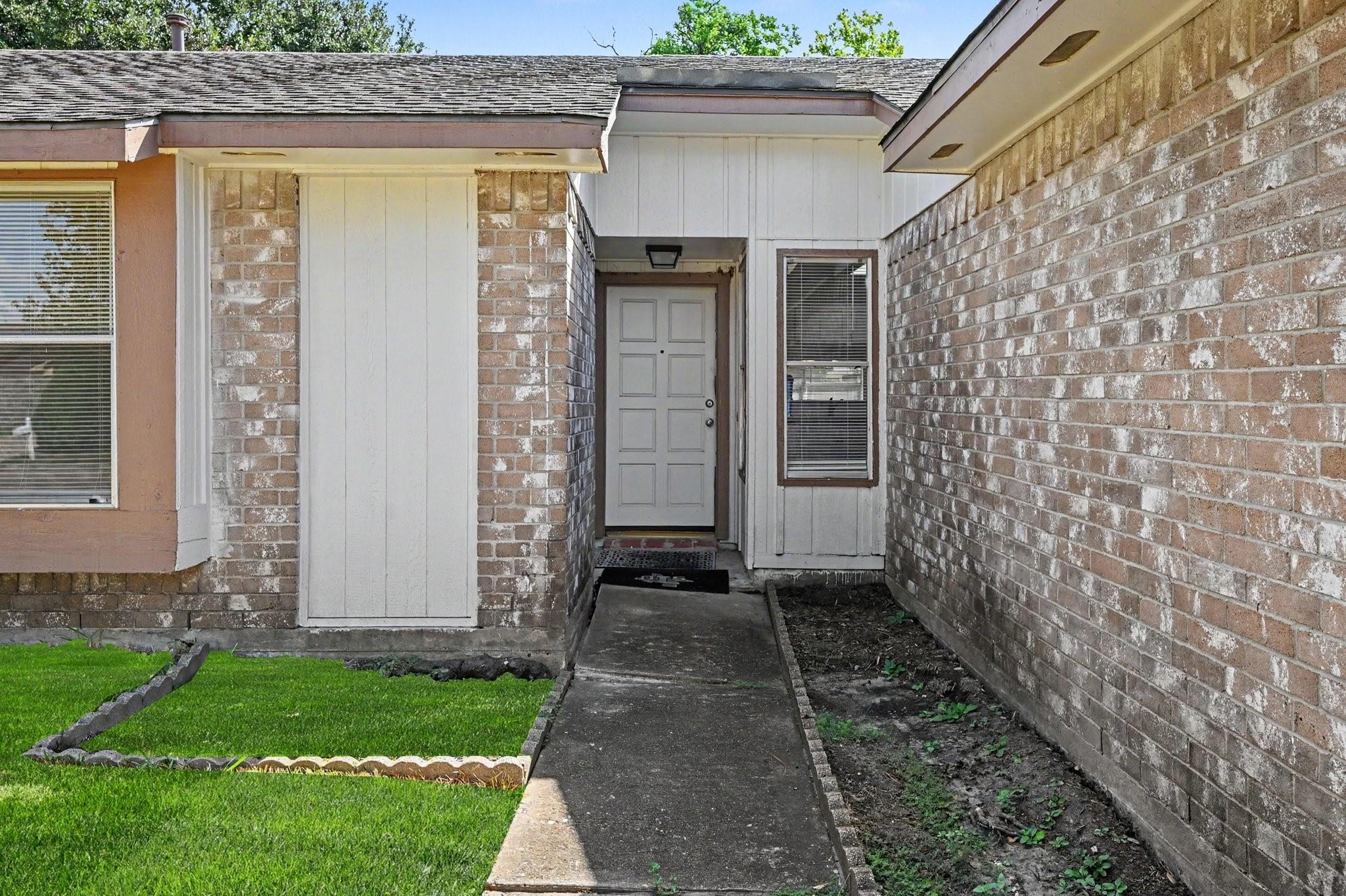 2015 Highcrest Drive