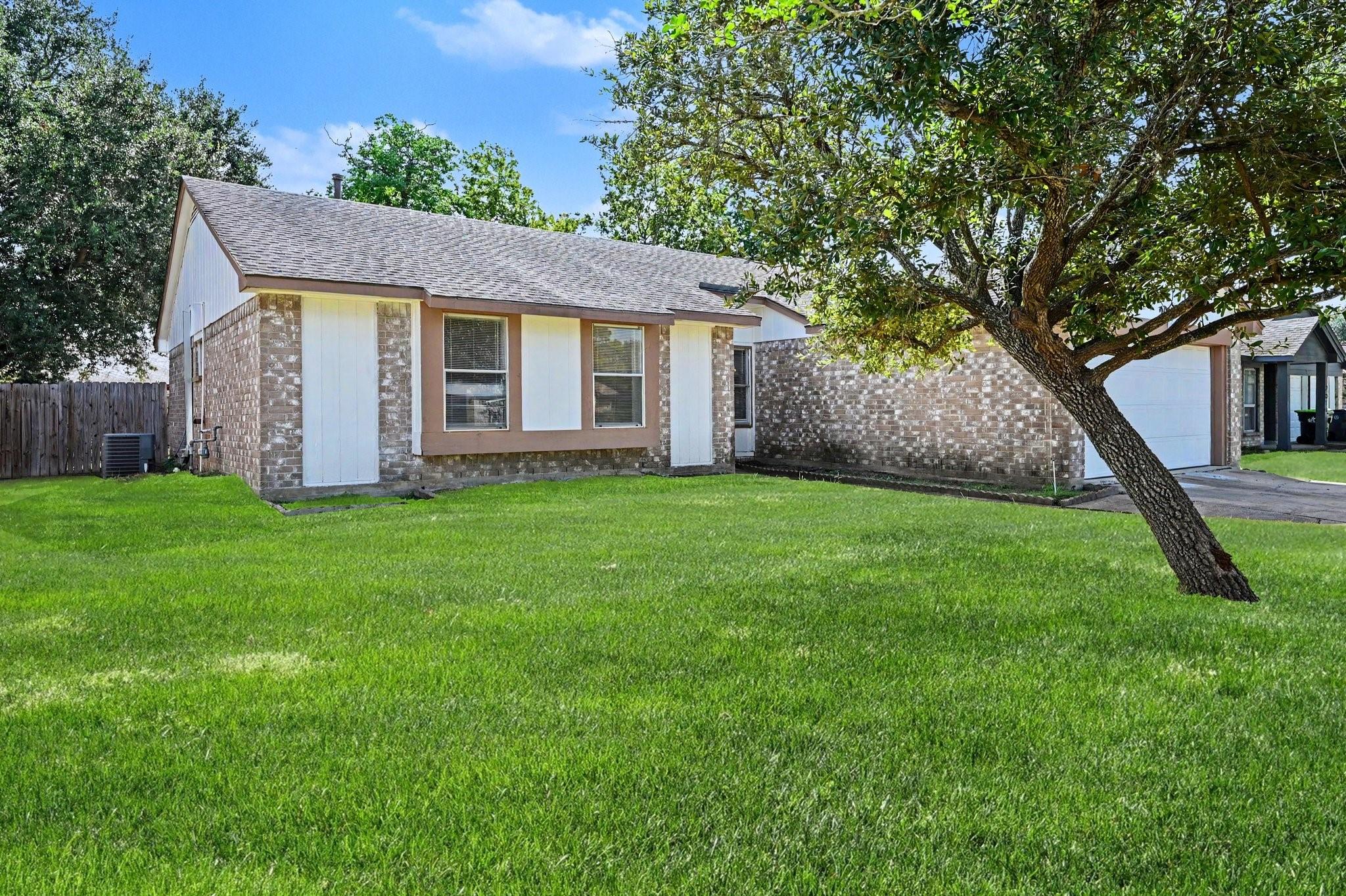 2015 Highcrest Drive