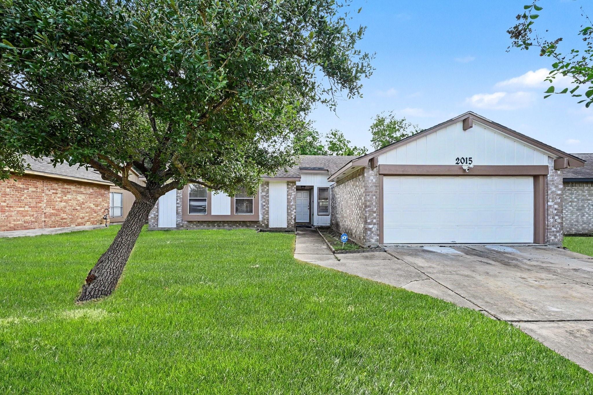 2015 Highcrest Drive