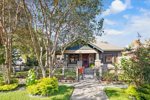 Photo of 529 Euclid Street, Houston, TX 77009 (MLS # 53323369) Photo of 529 Euclid Street, Houston, TX 77009 (MLS # 53323369)