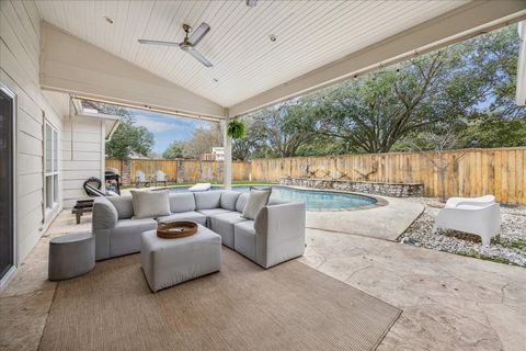 Tiny photo for 810 Silvergate Drive, Houston, TX 77079 (MLS # 39425799)