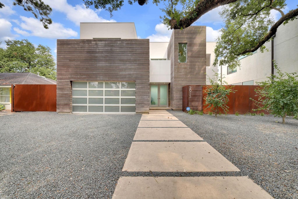 Photo of 2915 Drexel Drive, Houston, TX 77027 (MLS # 48621525)