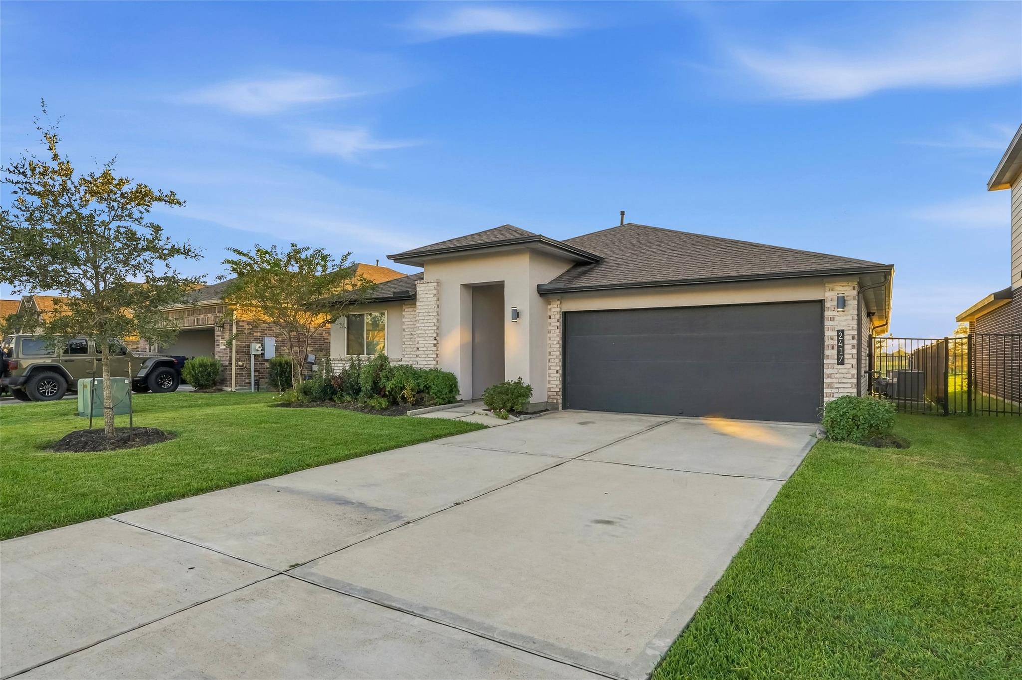 2417 Mar Vista Lane