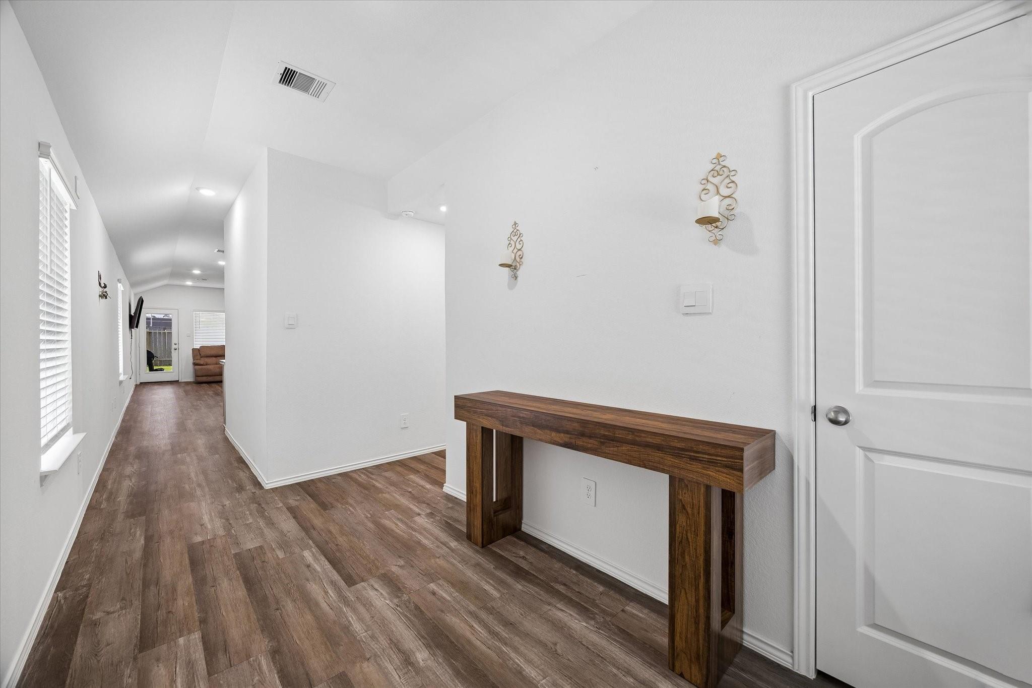 5822 Hampton Valley Drive