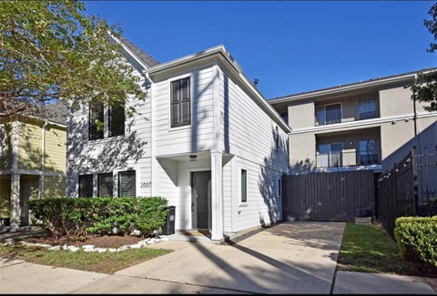 Photo of 2007 Bailey Street, Houston, TX 77006 (MLS # 68308002)