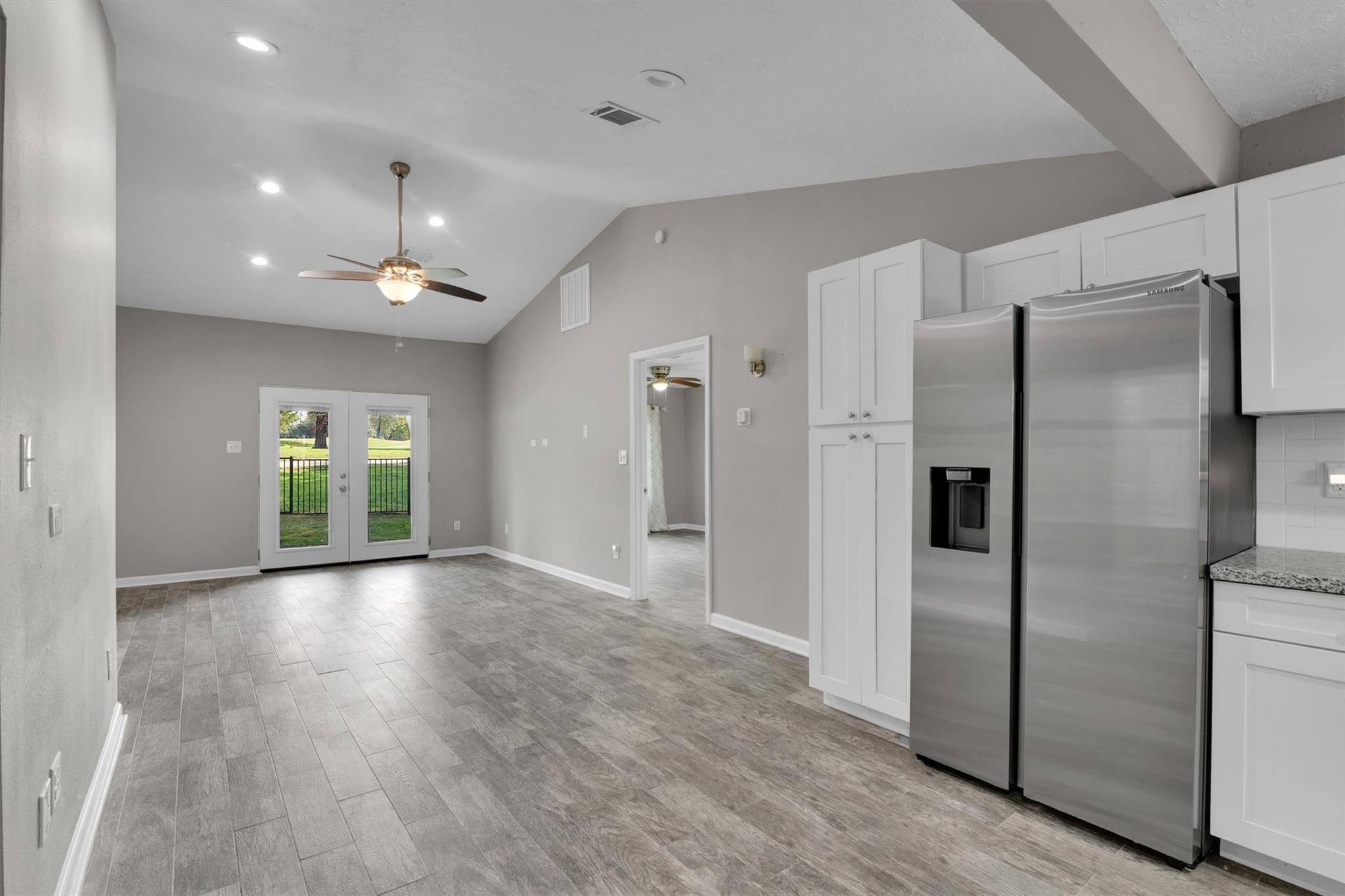 3535 Balboa Circle