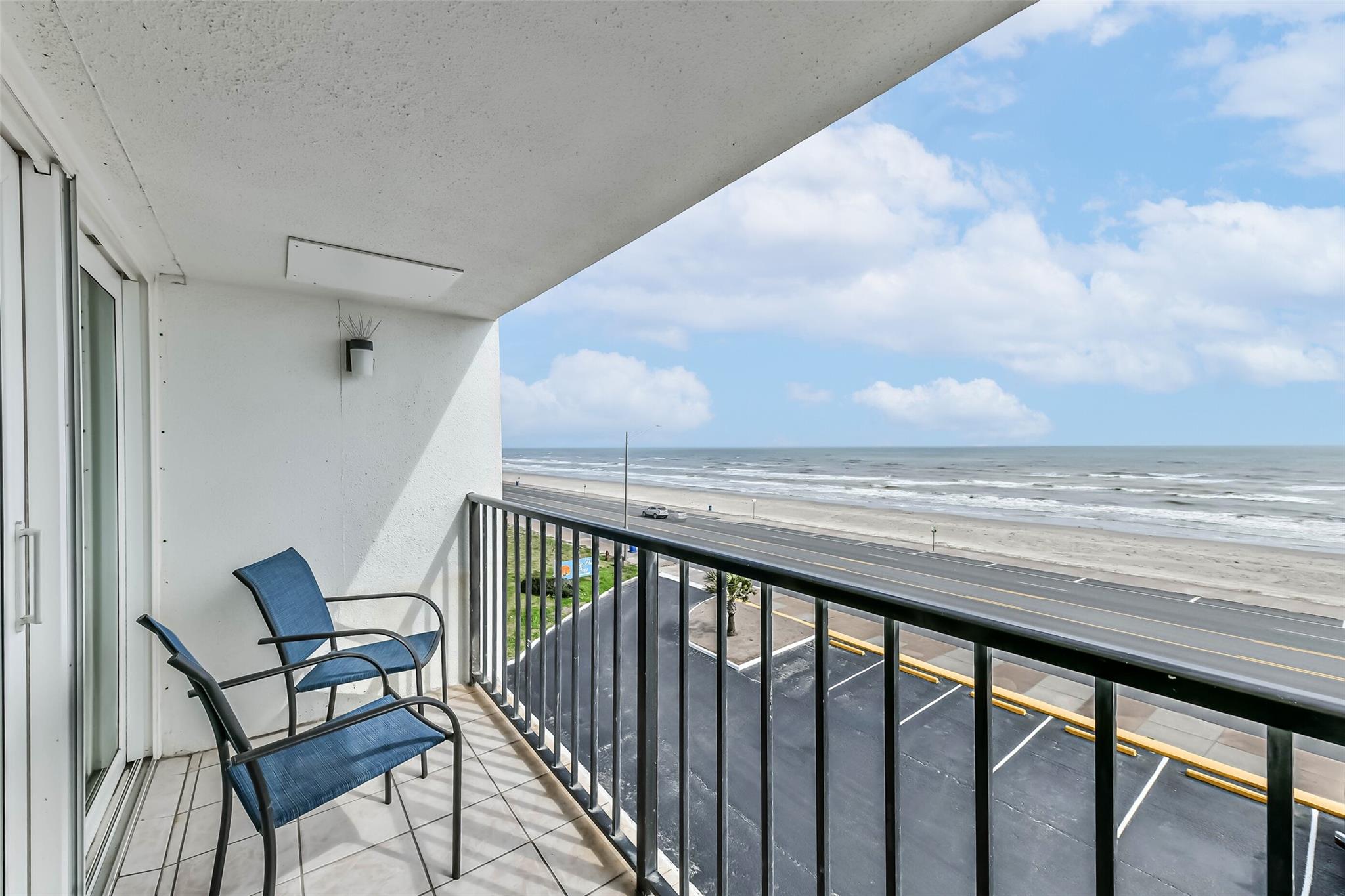 7310 Seawall Boulevard 402