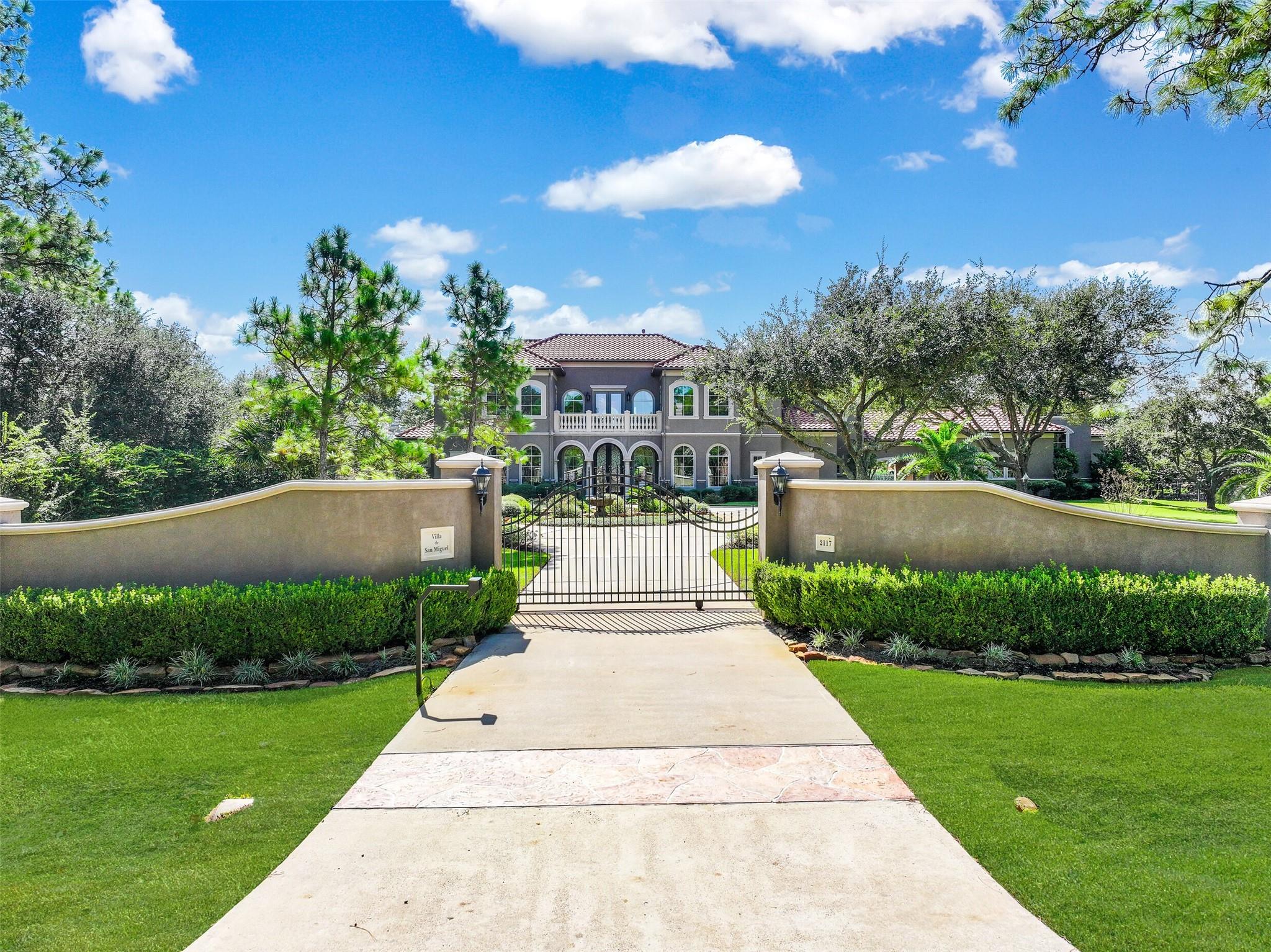 2117 San Miguel Drive