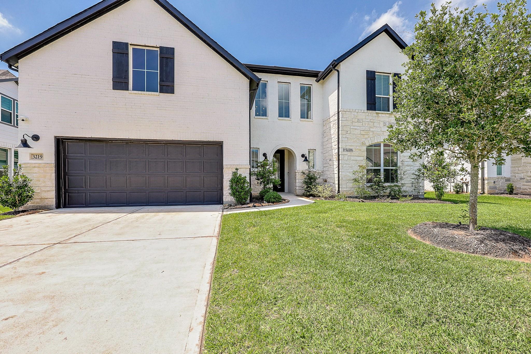 3219 Marlene Meadow Way
