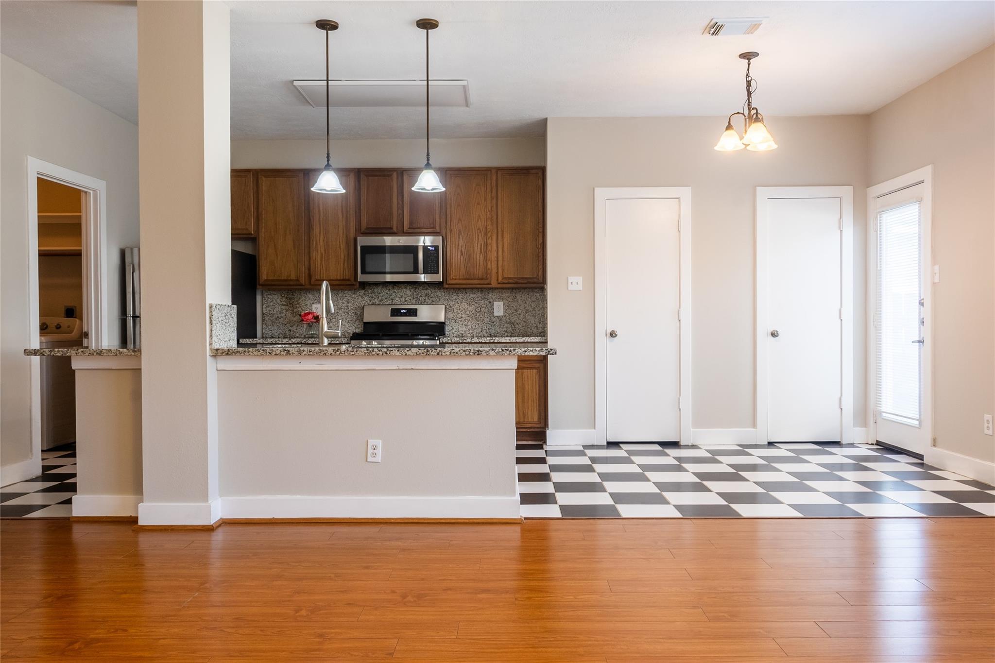 11720 Chanteloup Drive