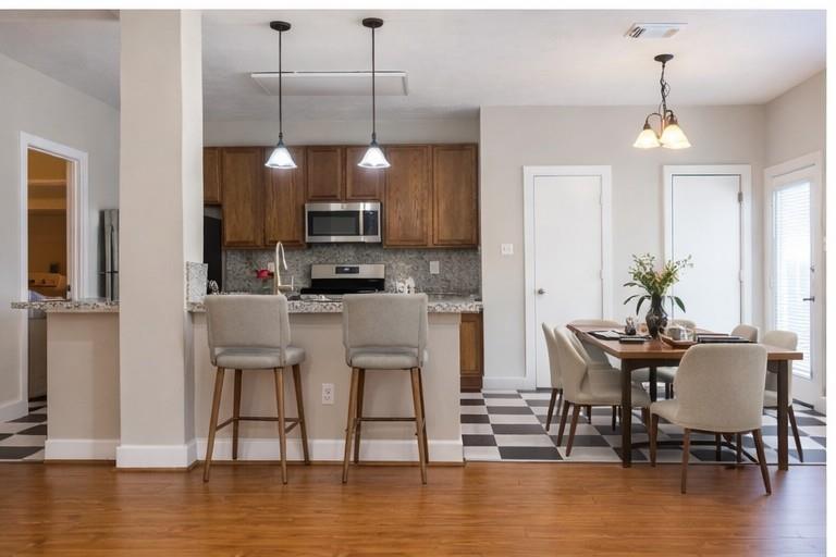 11720 Chanteloup Drive