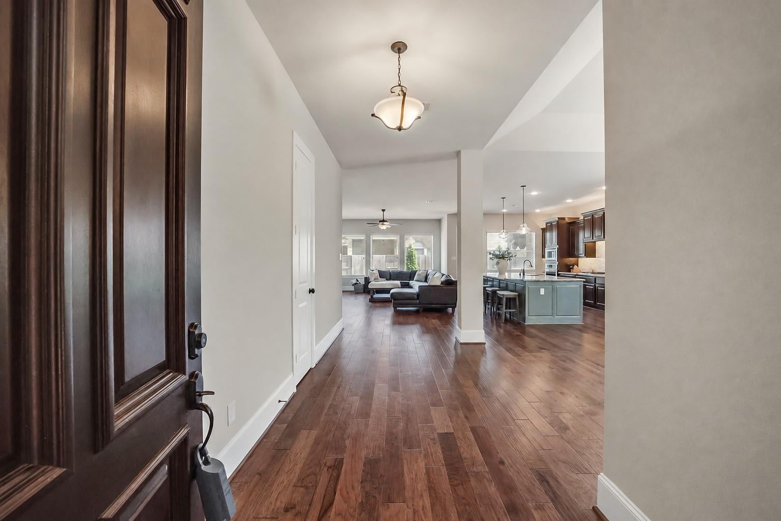 6714 Pioneer Trail