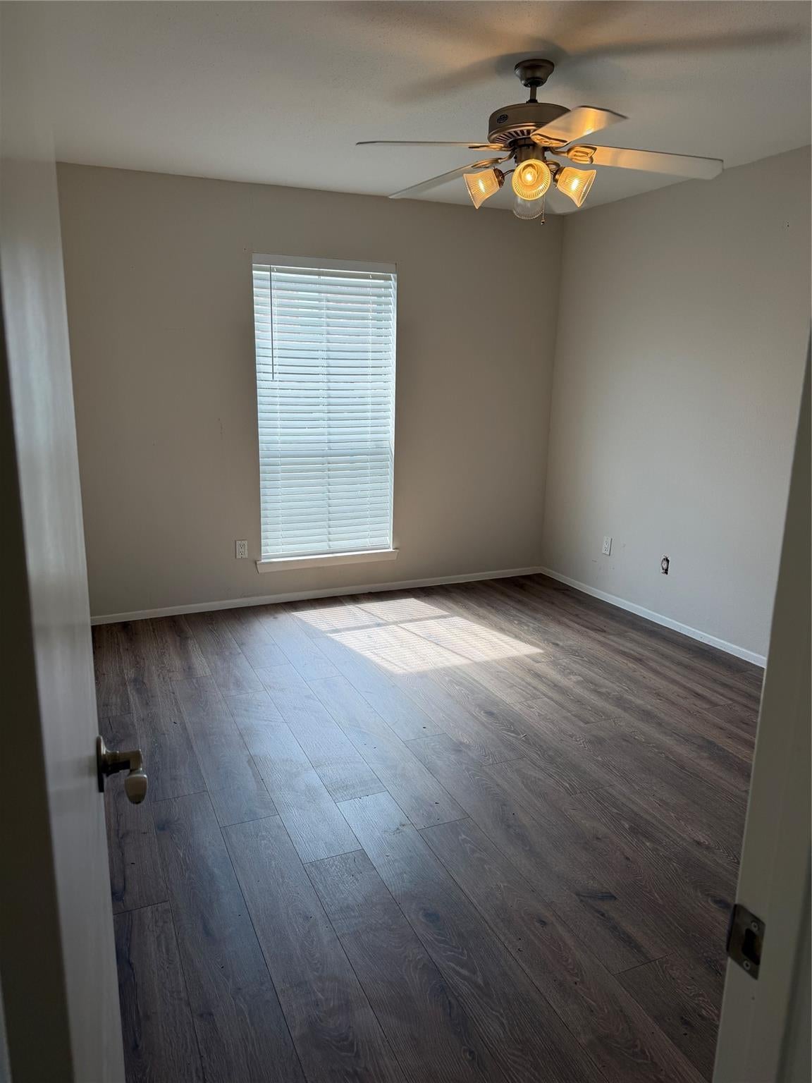 18800 Egret Bay Boulevard 905