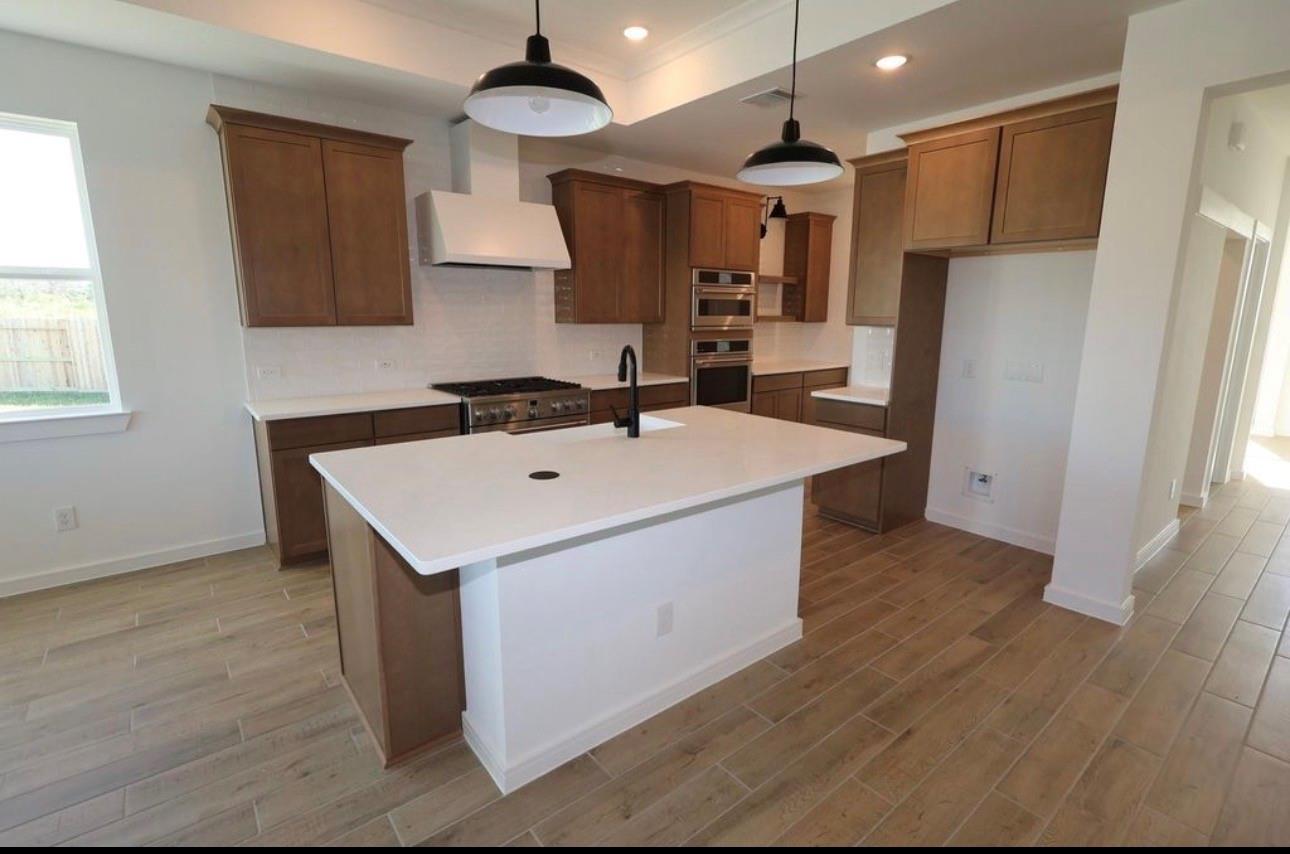 12202 Old Fashion Circle