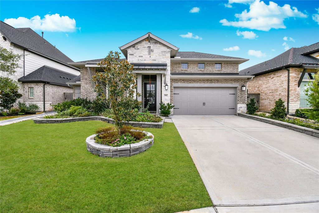 Photo of 5042 Albany Shores Lane, Fulshear, TX 77441 (MLS # 79541071)