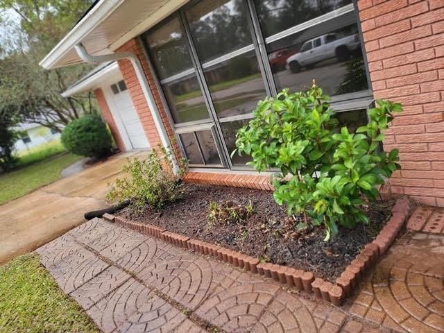 1017 Oak Drive