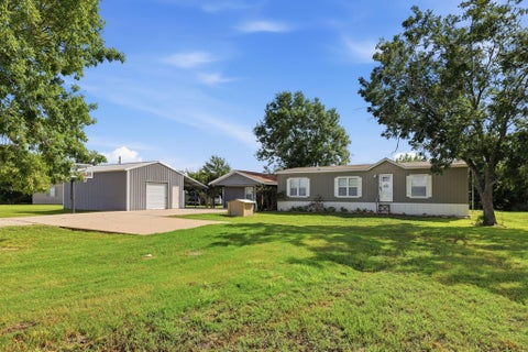 Photo of 2422 Minks Road, Wallis, TX 77485 (MLS # 53083860)