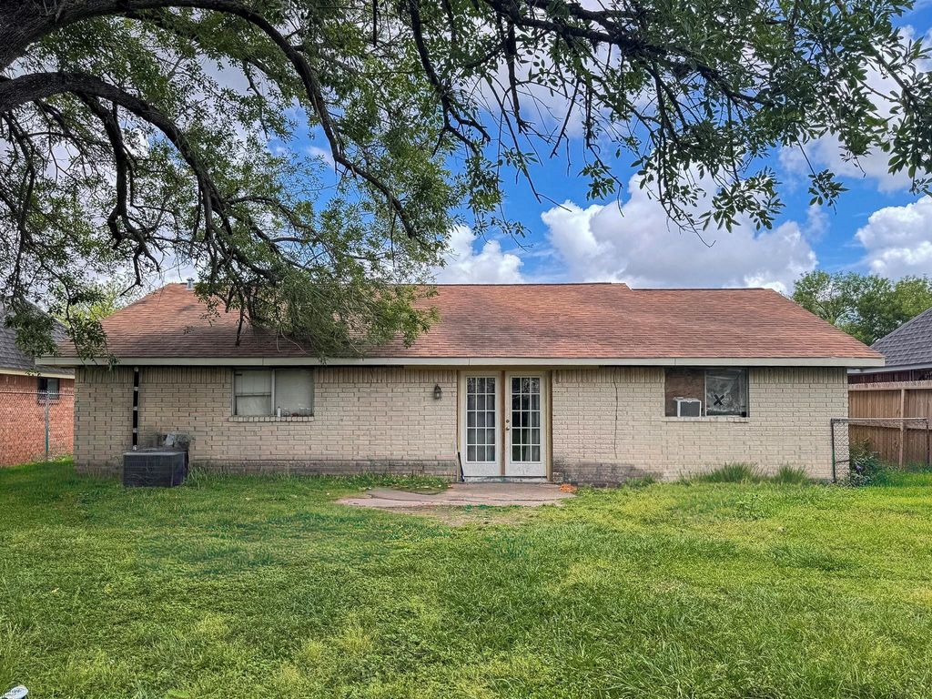 Photo of 4214 Sandydale Lane, Houston, TX 77039 (MLS # 67970888)