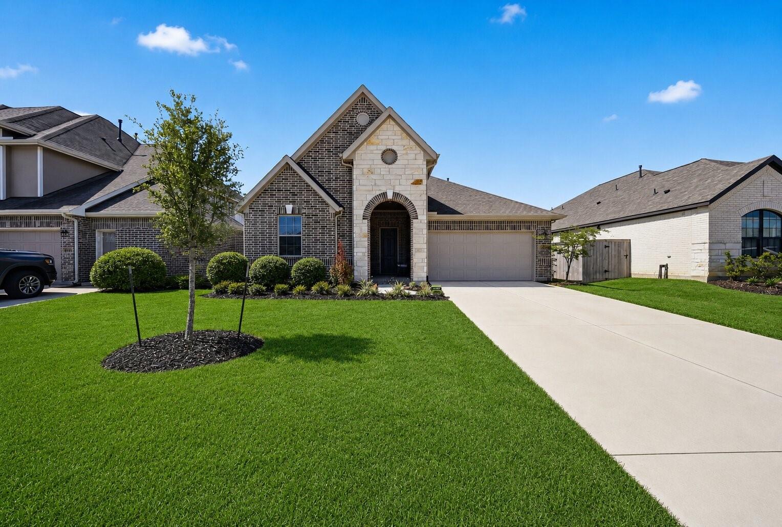 32323 Cedar Crest Drive