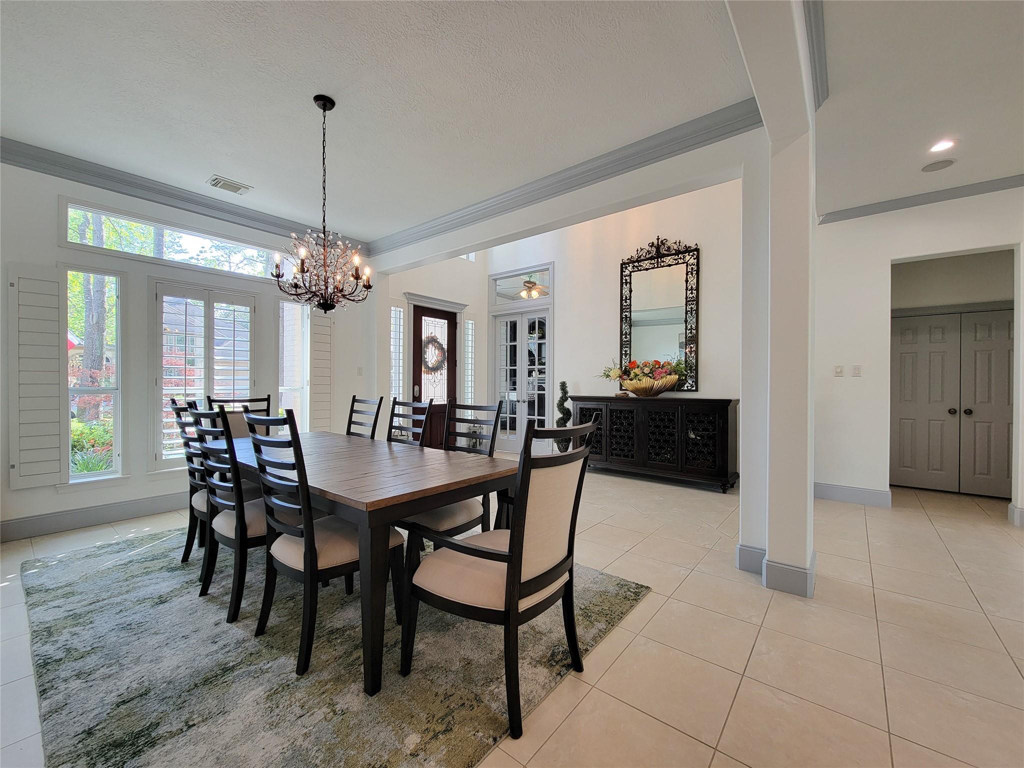 6118 Windrose Hollow Lane