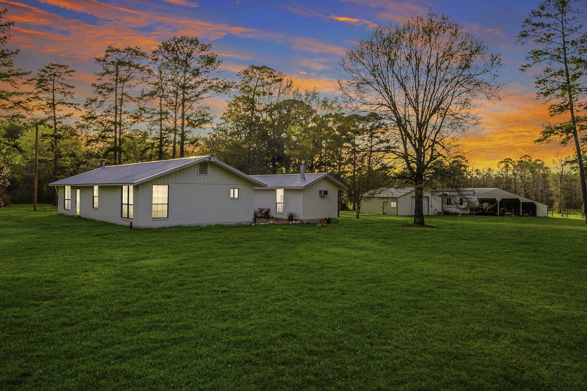 5146 Richardson Rd E