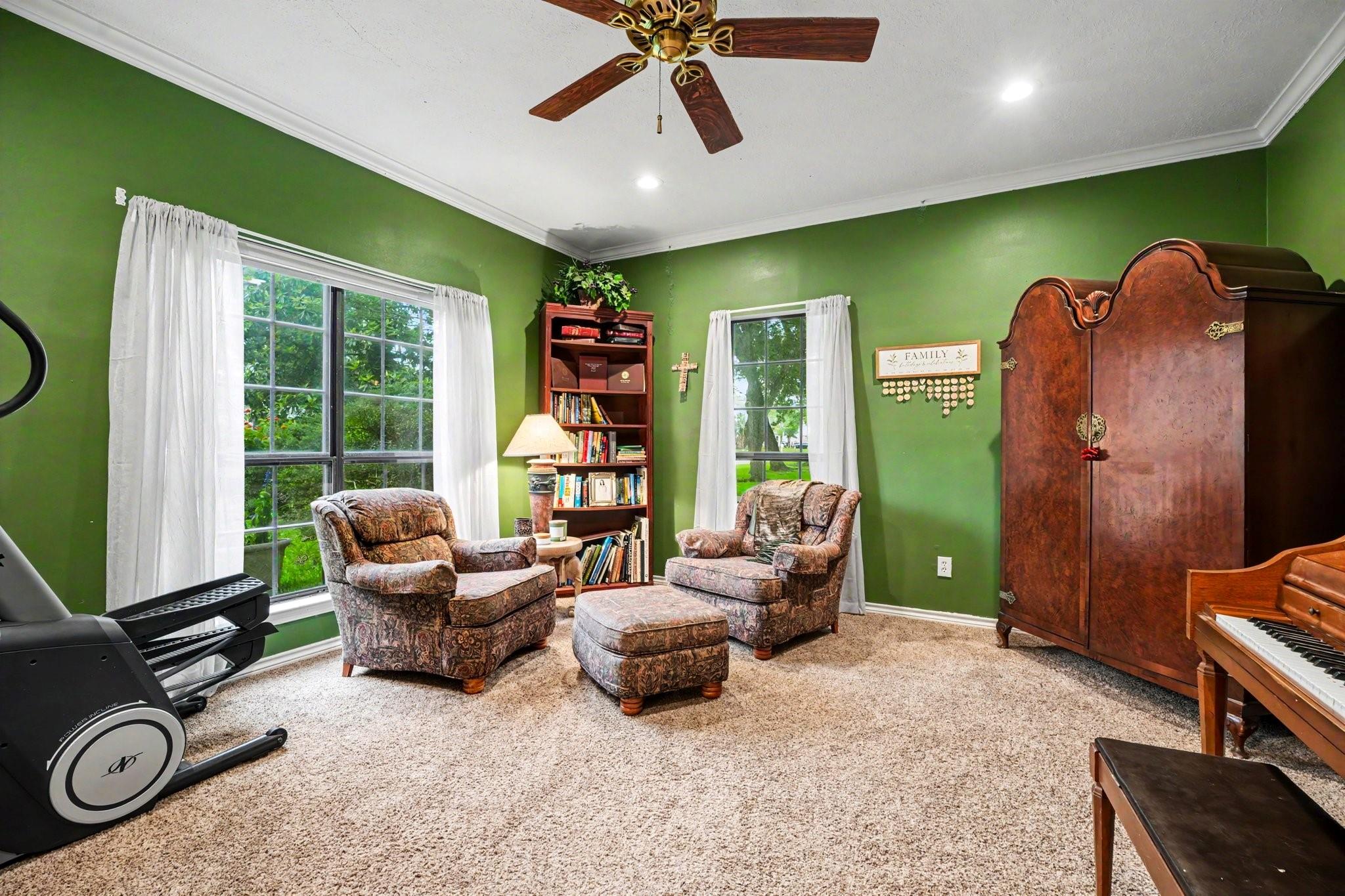 1623 Lake Bluff Drive