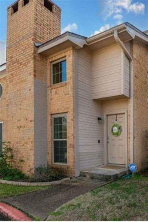 Photo of 1620 Wellington Place #303, Beaumont, TX 77706 (MLS # 85912573) Photo of 1620 Wellington Place #303, Beaumont, TX 77706 (MLS # 85912573)
