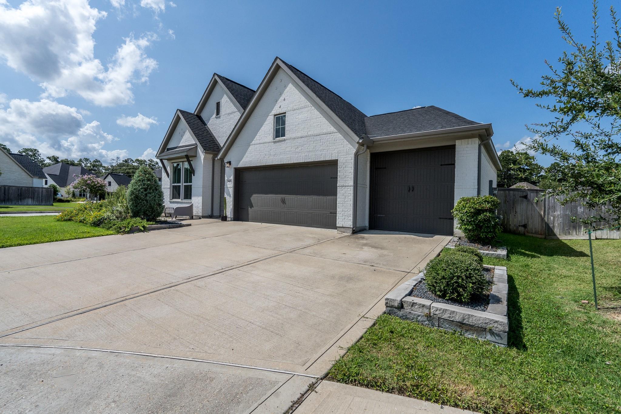 9403 Coleraine Court