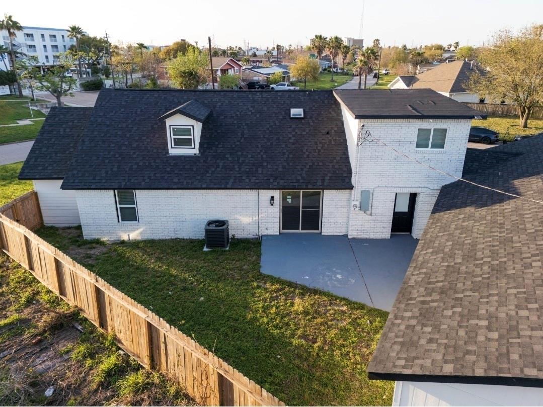 1402 Bayou Shore Drive