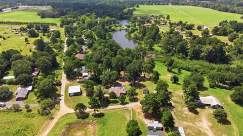 Tiny photo for 813 El Camino Drive, Grapeland, TX 75844 (MLS # 70390418)
