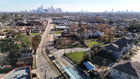 Photo of 4701 Fulton Street, Houston, TX 77009 (MLS # 54335512)