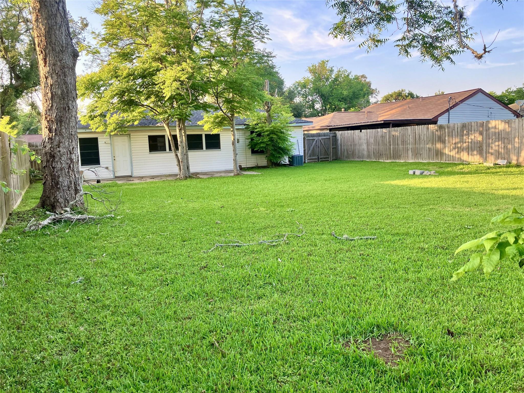 324 Acacia Street