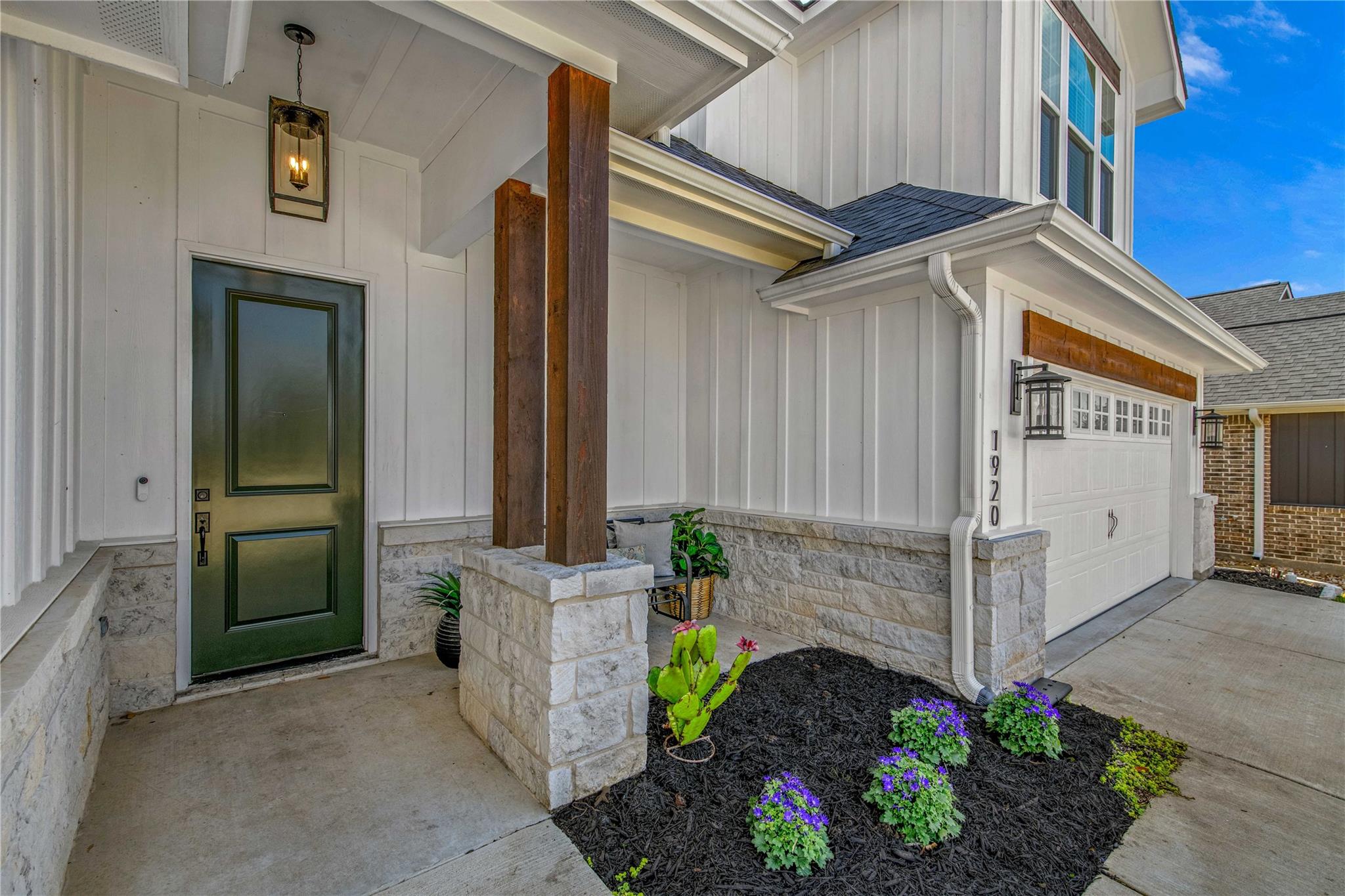 1920 Cottonwood Terrace Court