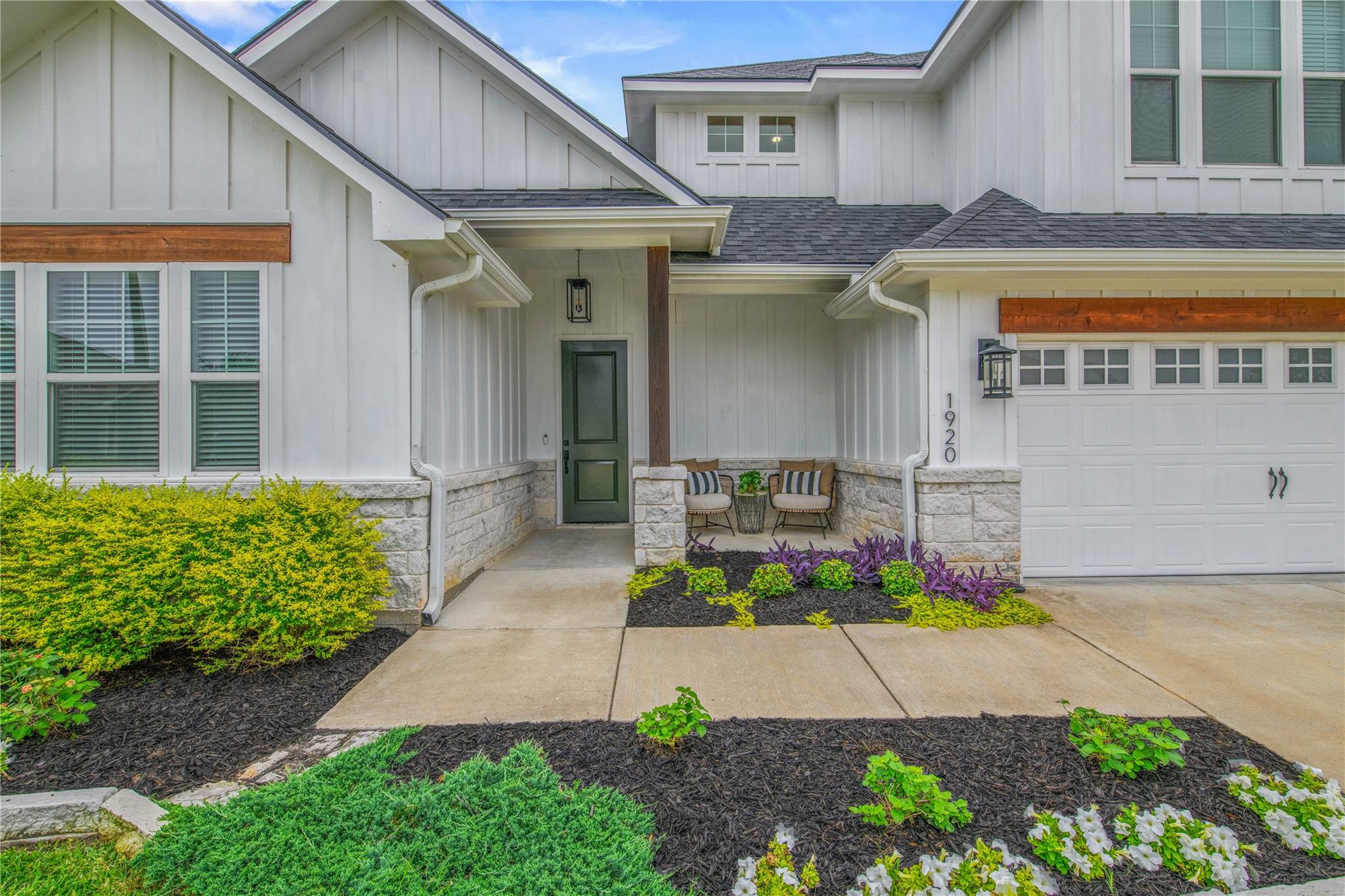 1920 Cottonwood Terrace Court
