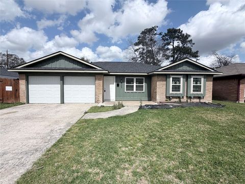 Photo of 7705 Parker Road, Houston, TX 77016 (MLS # 18505483)