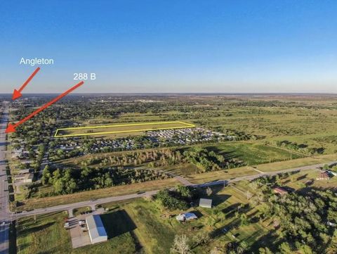 Photo of 0 County Rd 220, Angleton, TX 77515 (MLS # 88882081)