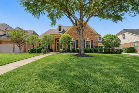 Photo of 2319 River Rock Trail, Houston, TX 77345 (MLS # 70961886)