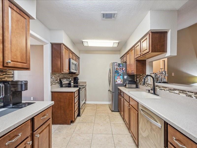 6227 Creekside Lane