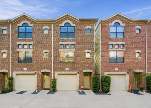 Photo of 648 Westcross Street #805, Houston, TX 77018 (MLS # 78340144)