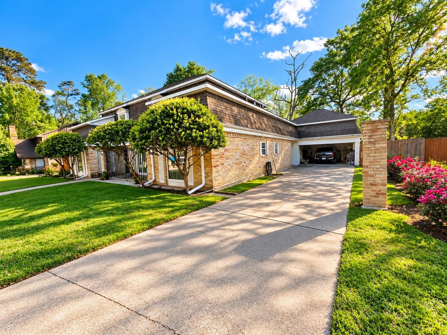 548 River Plantation Drive