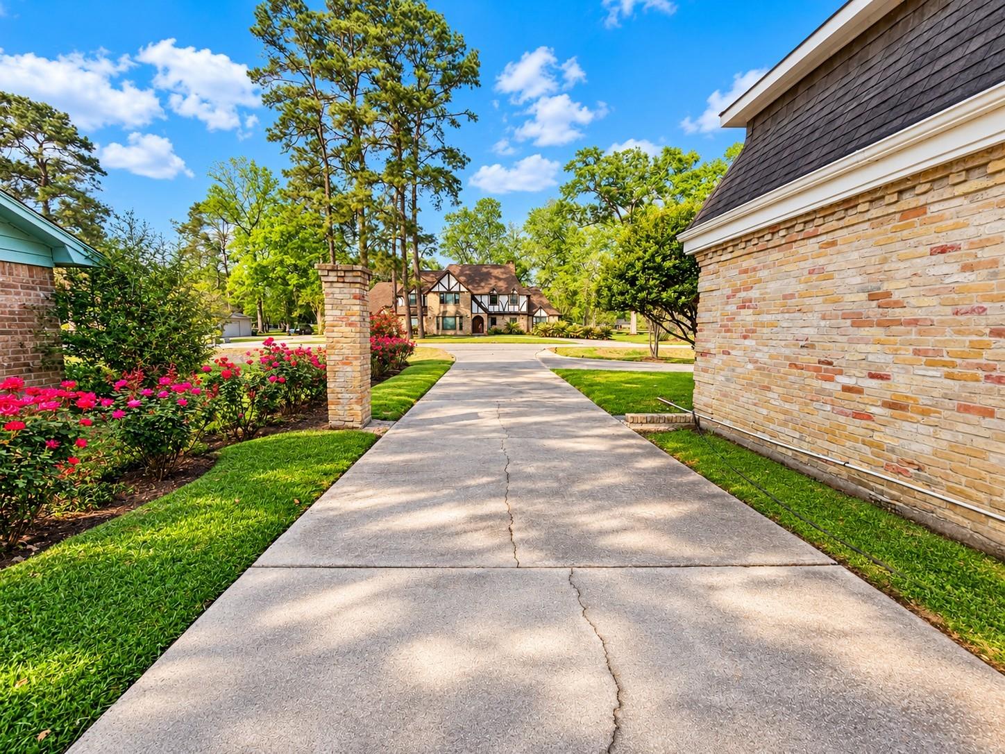 548 River Plantation Drive