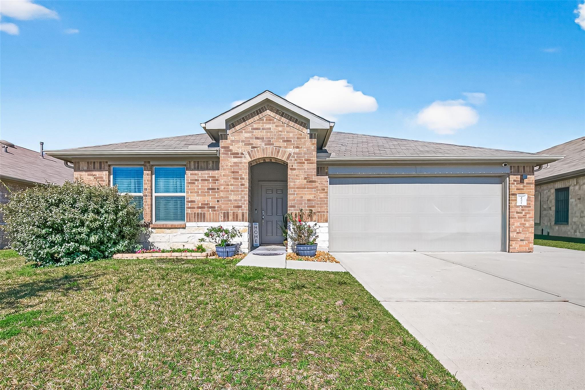 22442 Busalla Trail