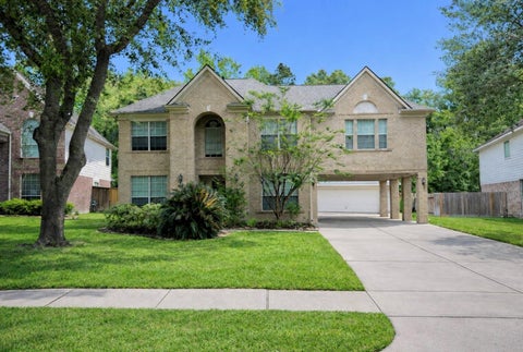 Homes For Sale - 2119 Stoneycreek Park<br/> Conroe, TX 77385