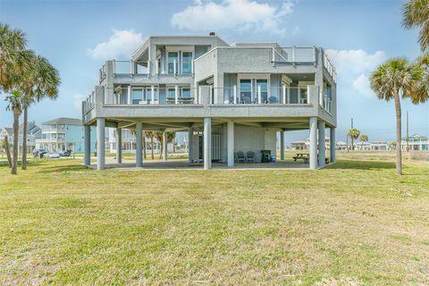 Photo of 18611 W De Vaca Lane, Galveston, TX 77554 (MLS # 48400705)