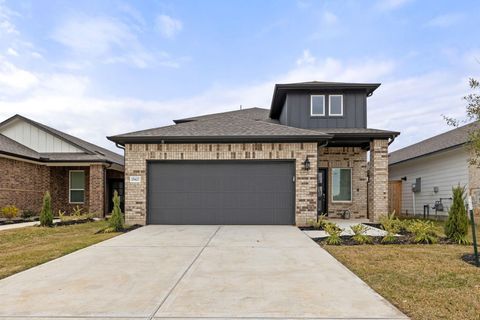 Photo of 15427 Dapple Bluff Ln Ln, Conroe, TX 77032 (MLS # 38279643)