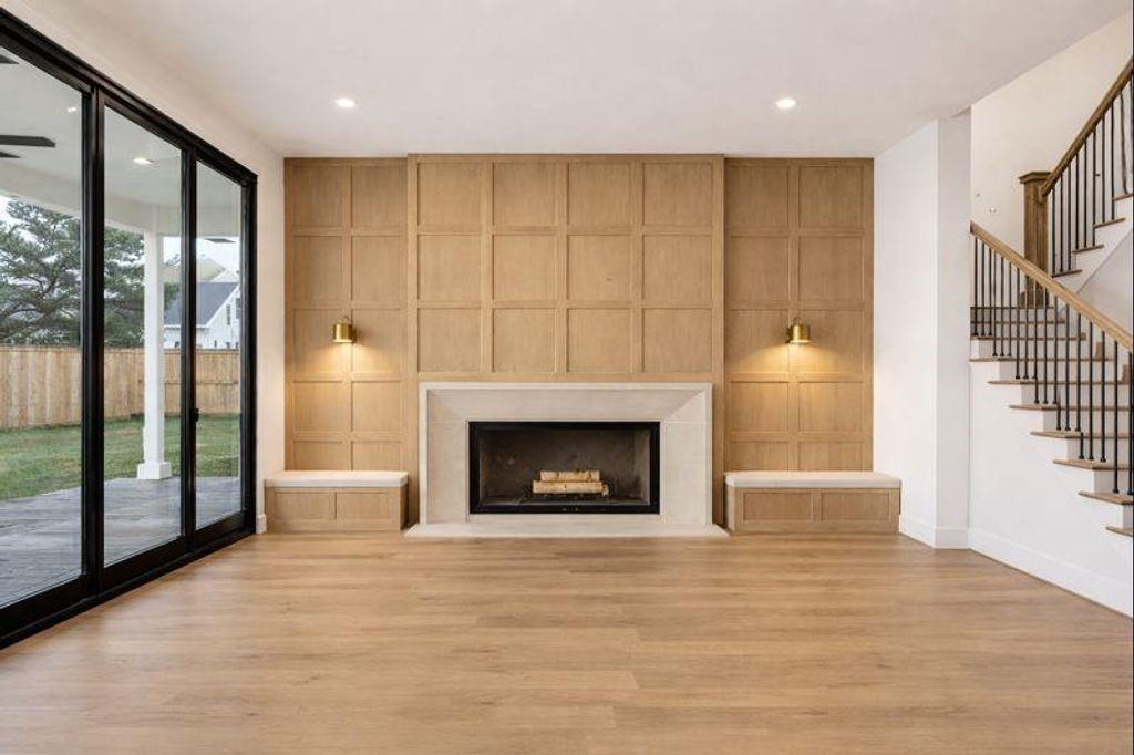 Photo of 1359 Wakefield Drive, Houston, TX 77018 (MLS # 88542335)