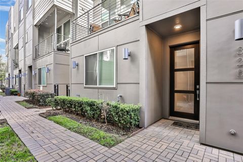 Tiny photo for 325 Eado Park Circle, Houston, TX 77020 (MLS # 40547872)