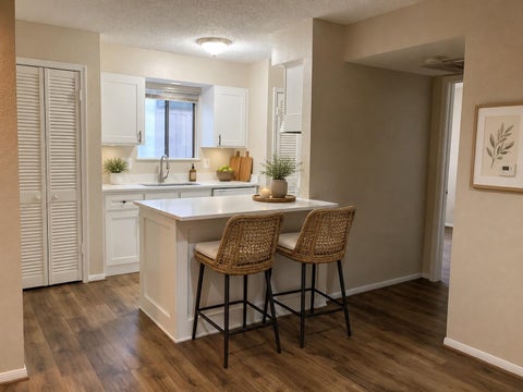 Condo For Rent - 12100 Melville Drive #412<br/> Montgomery, TX 77356