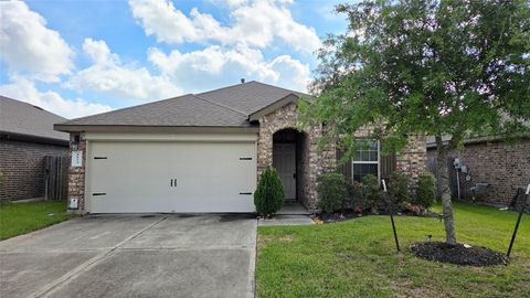 Homes For Rent - 8023 Ecru Lane<br/> Rosharon, TX 77583